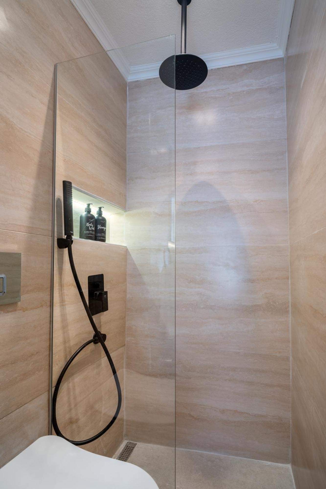 Urban Quarters - Nevizade Hotel อิสตันบูล ภายนอก รูปภาพ